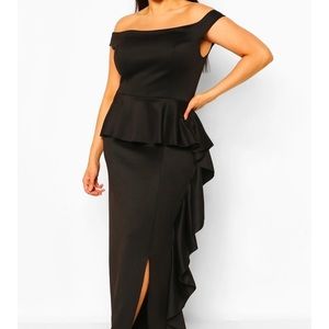 Never worn! Peplum gown perfect for black tie